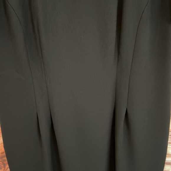 Maggie London black dress with beaded neckline - Picture 3 of 9